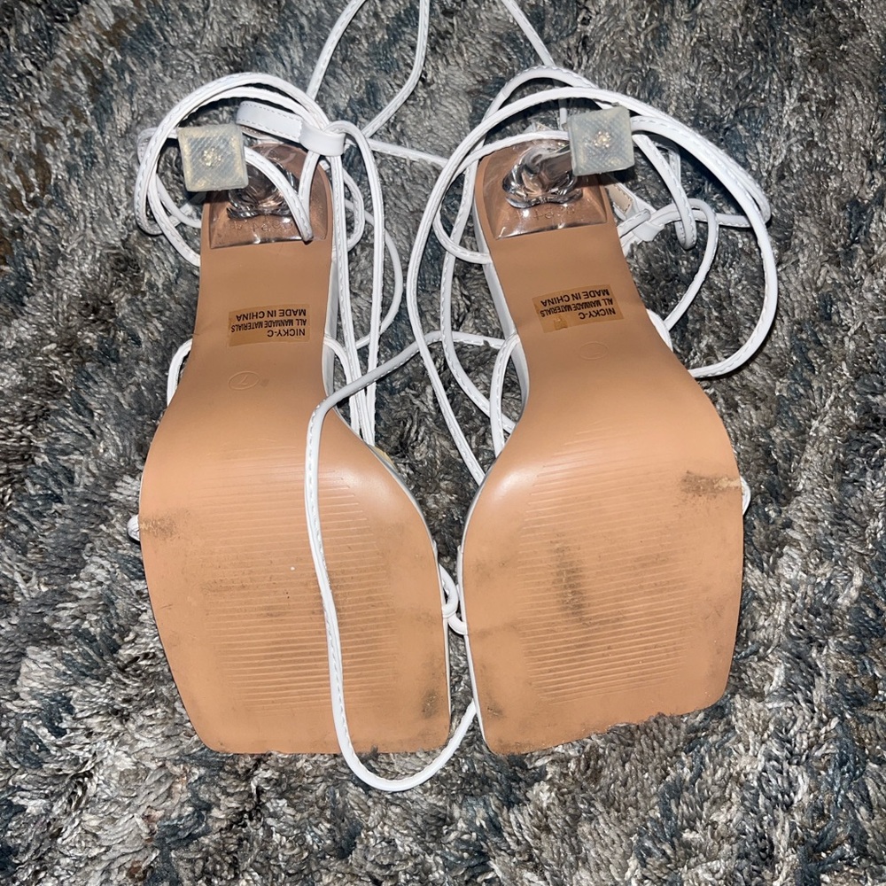 Mixx Shuz White Strappy Sandals